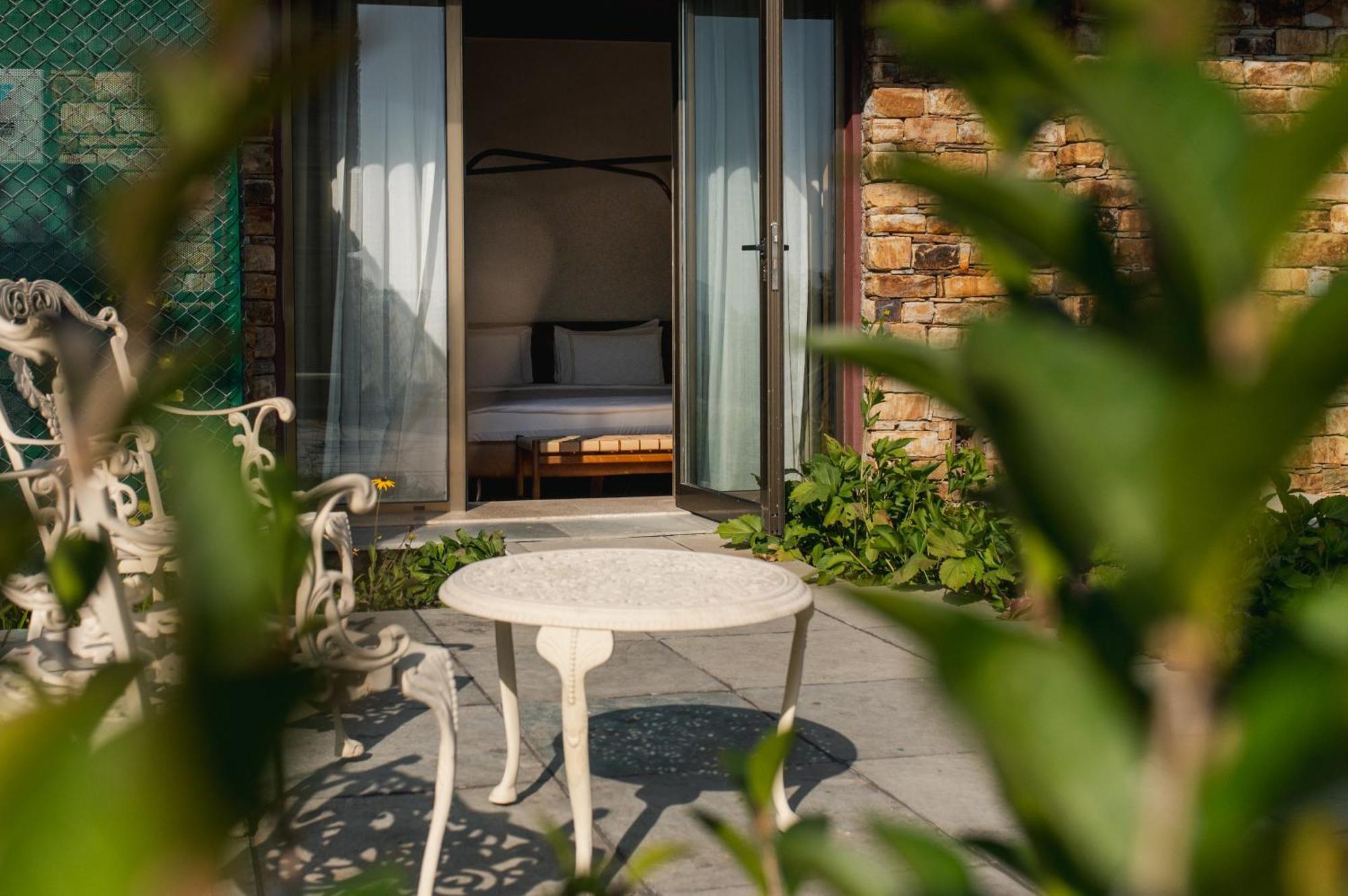 Brij Atmanya Bhowali, Nainital, A Luxury Mountain Escape ภายนอก รูปภาพ