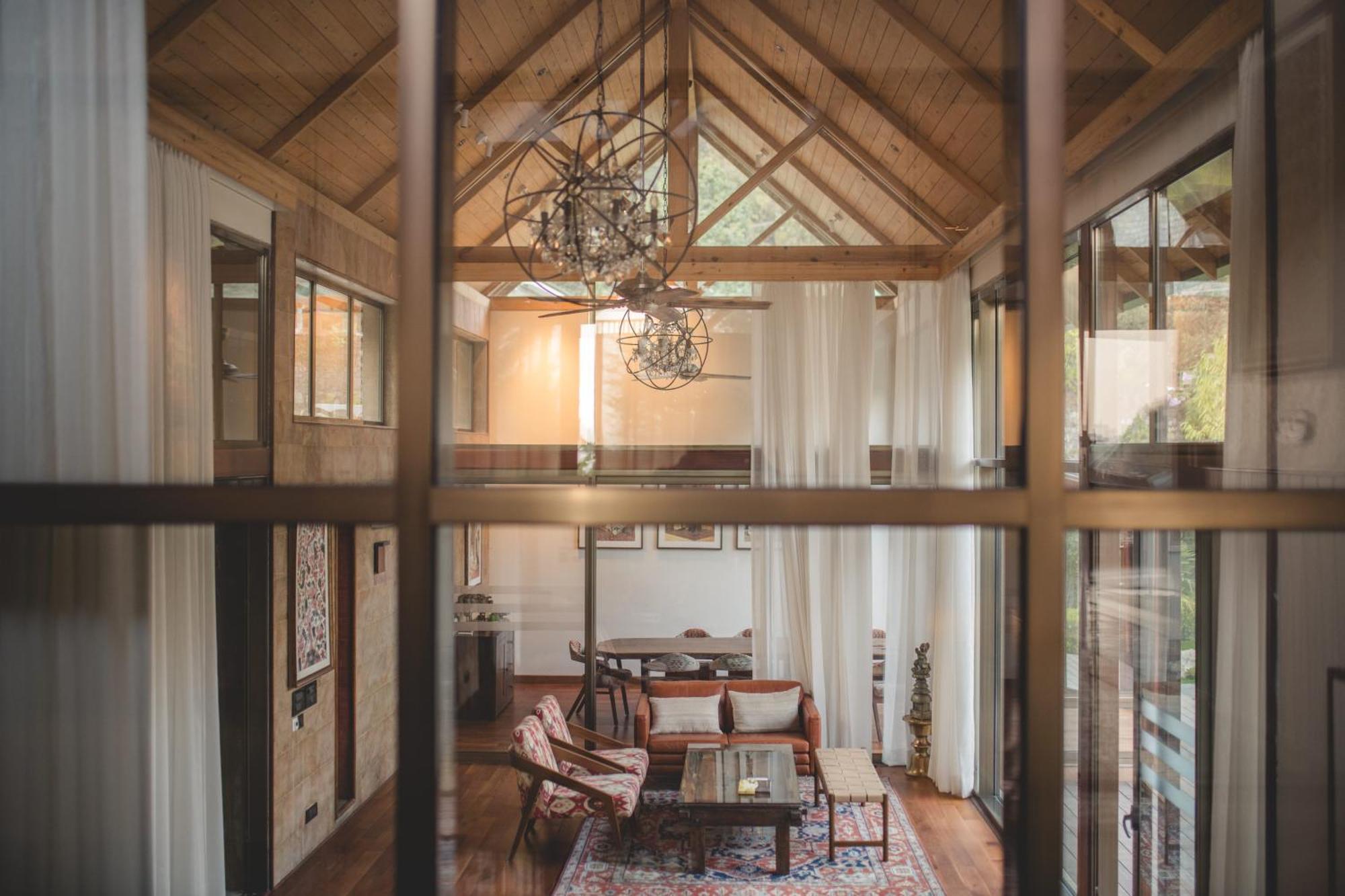 Brij Atmanya Bhowali, Nainital, A Luxury Mountain Escape ภายนอก รูปภาพ