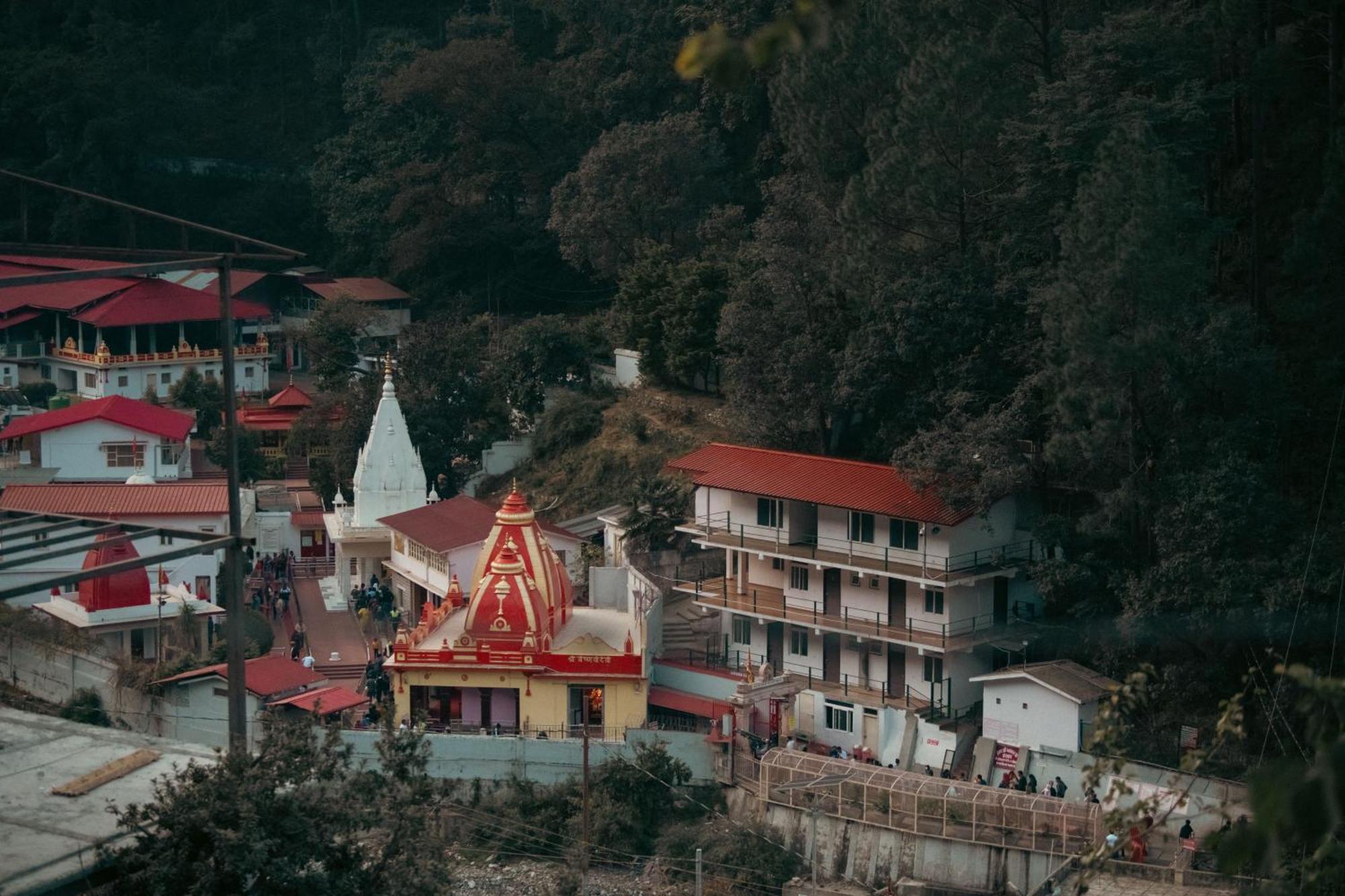 Brij Atmanya Bhowali, Nainital, A Luxury Mountain Escape ภายนอก รูปภาพ